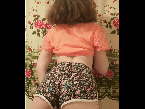 ❤️ Zazakely sexy manala ny short teo amin'ny fakantsary Vaovao aminay ☑