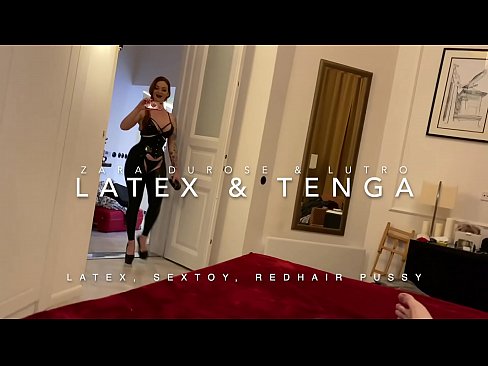 ❤️ Rahavavy mena mena mitafy akanjo vita amin'ny latex nolavin'ny zandriny Vaovao aminay ☑